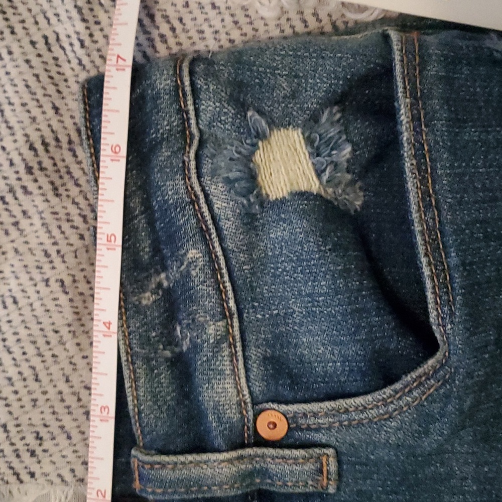 Blank NYC denim shorts - Picture 5 of 9